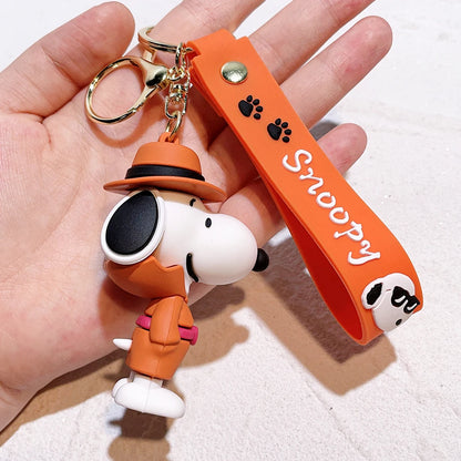 New Snoopy Charlie Keychain Cartoon Car Keychain Cute Bag Pendant Drops Glue Figure Halloween Christmas gifts