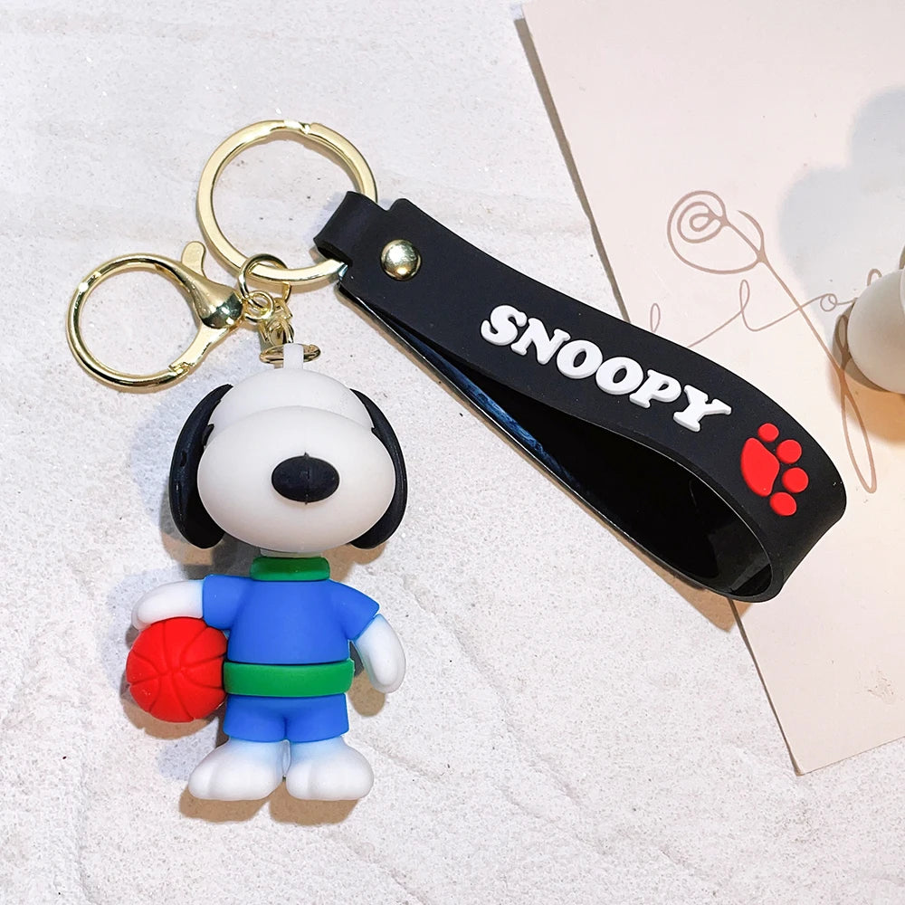 New Snoopy Charlie Keychain Cartoon Car Keychain Cute Bag Pendant Drops Glue Figure Halloween Christmas gifts