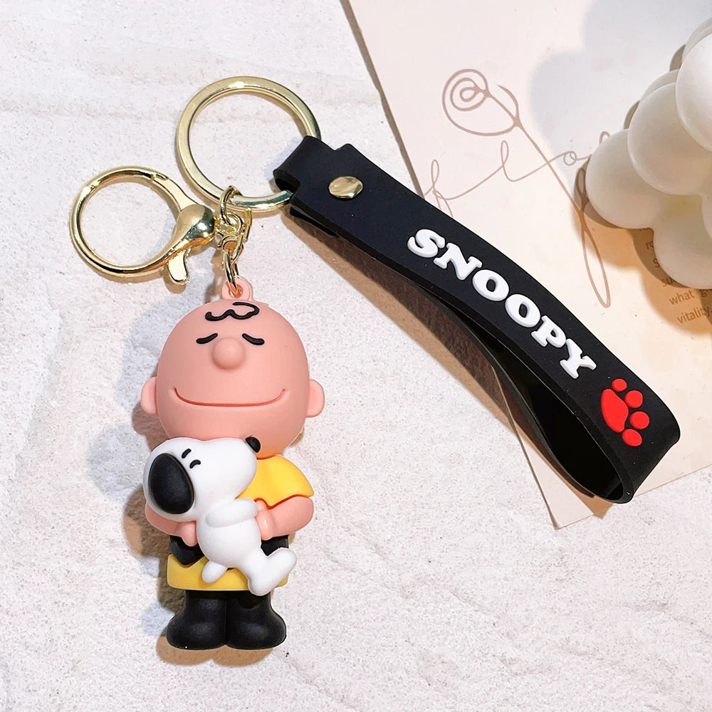 New Snoopy Charlie Keychain Cartoon Car Keychain Cute Bag Pendant Drops Glue Figure Halloween Christmas gifts