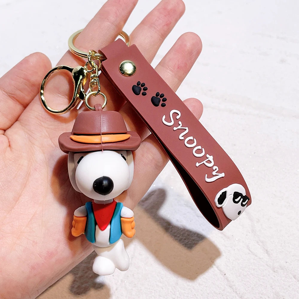 New Snoopy Charlie Keychain Cartoon Car Keychain Cute Bag Pendant Drops Glue Figure Halloween Christmas gifts